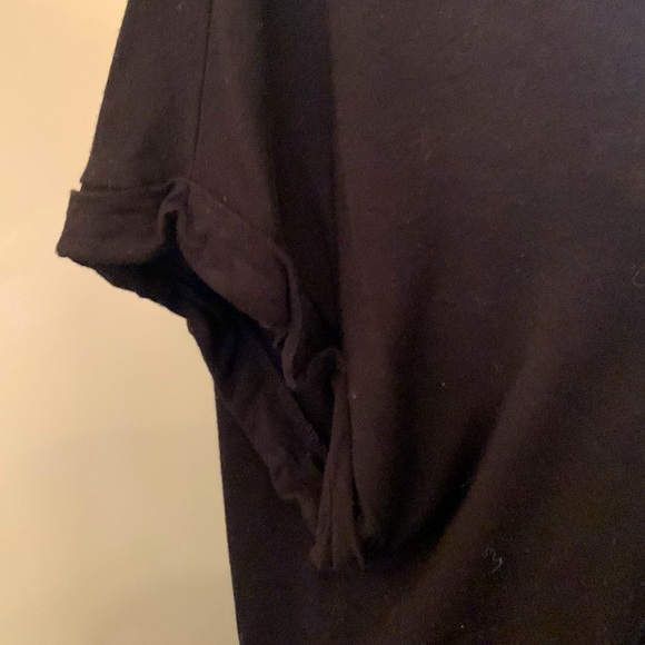 3 for$20 bundleK&C black lightly worn jersey top  Rolled cap sleeve. - Picture 2 of 4